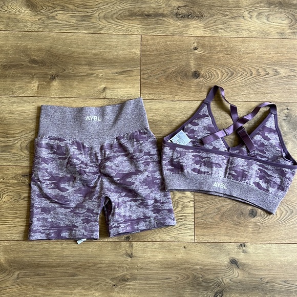 AYBL workout set - Picture 2 of 4